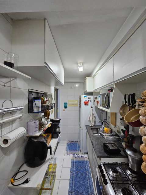 Apartamento à venda com 2 quartos, 57m² - Foto 15