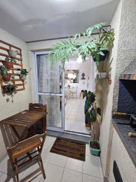 Apartamento à venda com 2 quartos, 57m² - Foto 8