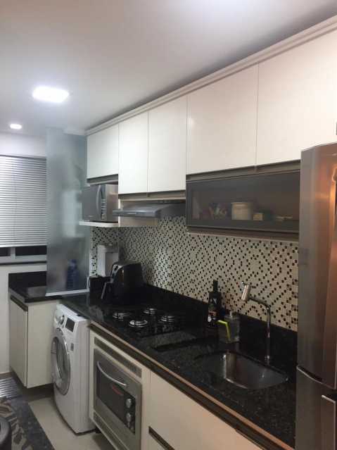 Apartamento à venda com 2 quartos, 60m² - Foto 12