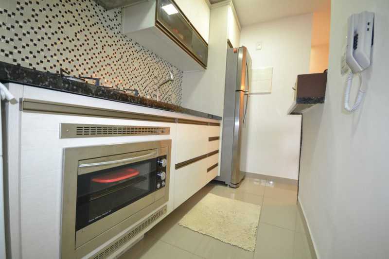 Apartamento à venda com 2 quartos, 60m² - Foto 14