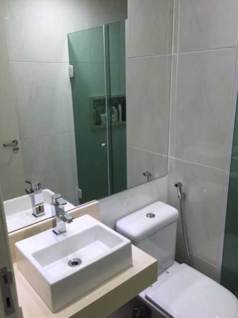 Apartamento à venda com 2 quartos, 60m² - Foto 17