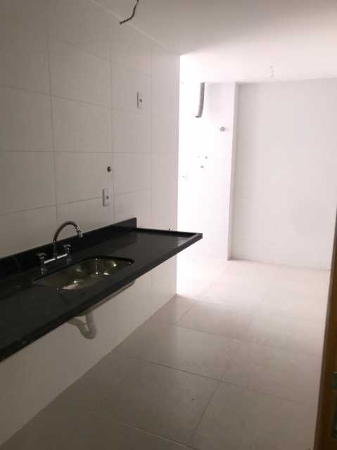 Apartamento à venda com 3 quartos, 110m² - Foto 3