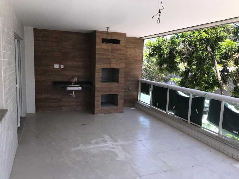 Apartamento à venda com 3 quartos, 110m² - Foto 7