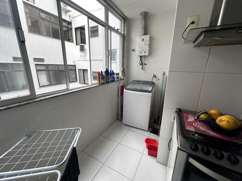 Apartamento à venda com 3 quartos, 87m² - Foto 4