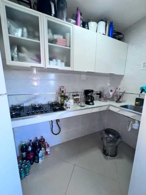 Apartamento à venda com 2 quartos, 48m² - Foto 25