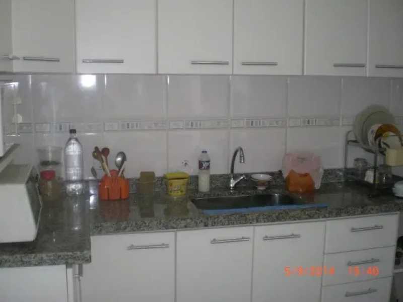 Apartamento à venda com 3 quartos, 85m² - Foto 9