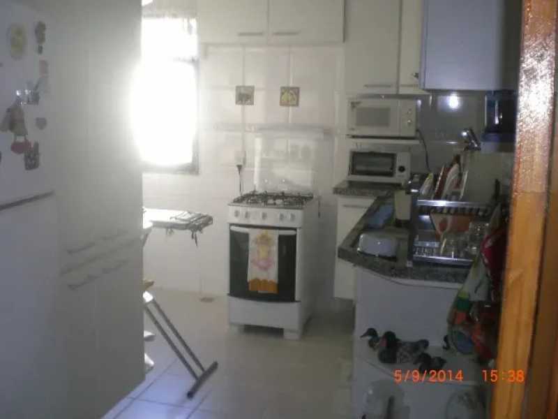 Apartamento à venda com 3 quartos, 85m² - Foto 8