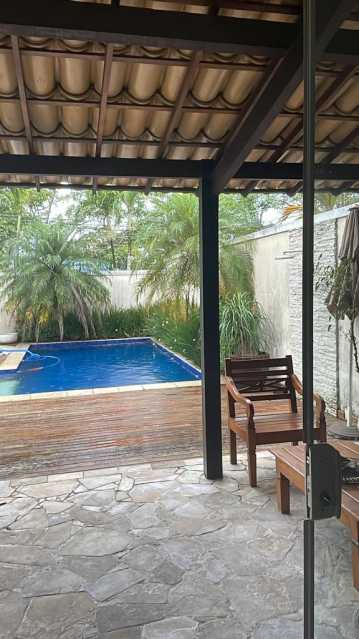 Casa de Condomínio à venda com 4 quartos, 250m² - Foto 19