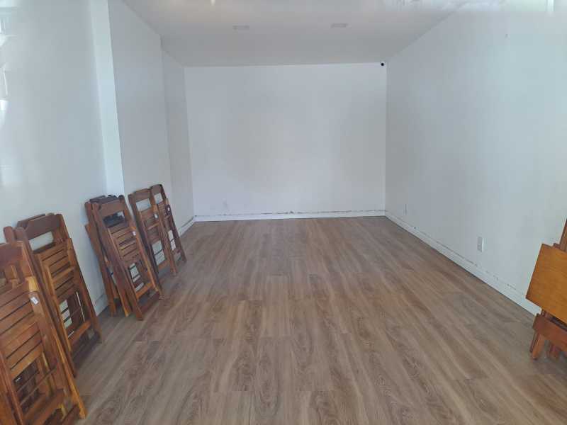 Apartamento à venda com 3 quartos, 80m² - Foto 3