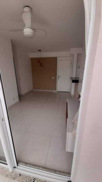 Apartamento à venda com 2 quartos, 54m² - Foto 10