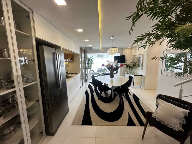 Cobertura à venda com 4 quartos, 186m² - Foto 1