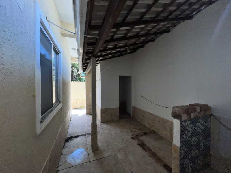 Casa de Condomínio à venda e aluguel com 3 quartos, 150m² - Foto 29