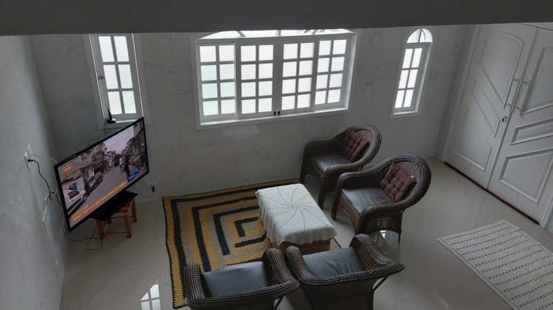 Casa de Condomínio à venda com 4 quartos, 200m² - Foto 10