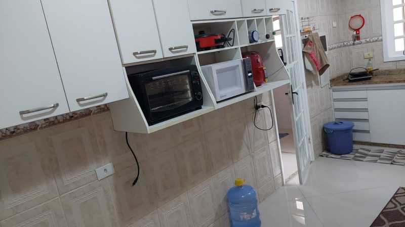 Casa de Condomínio à venda com 4 quartos, 200m² - Foto 14