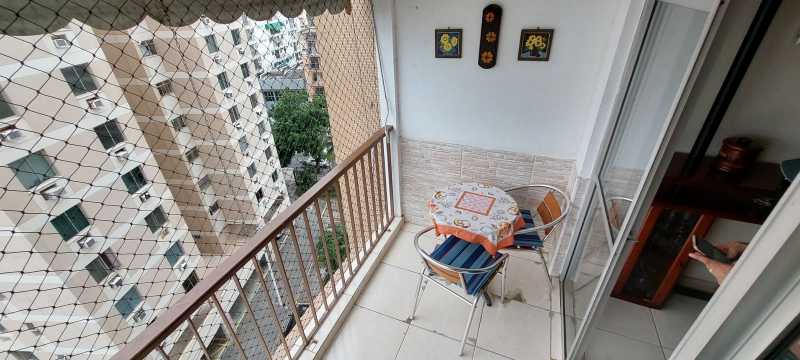 Apartamento à venda com 3 quartos, 92m² - Foto 10