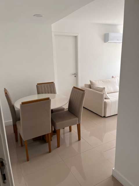 Apartamento à venda com 2 quartos, 70m² - Foto 16