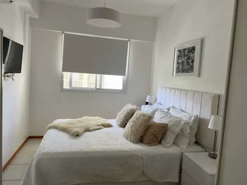 Apartamento à venda com 2 quartos, 70m² - Foto 13