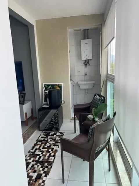 Apartamento à venda com 2 quartos, 70m² - Foto 5