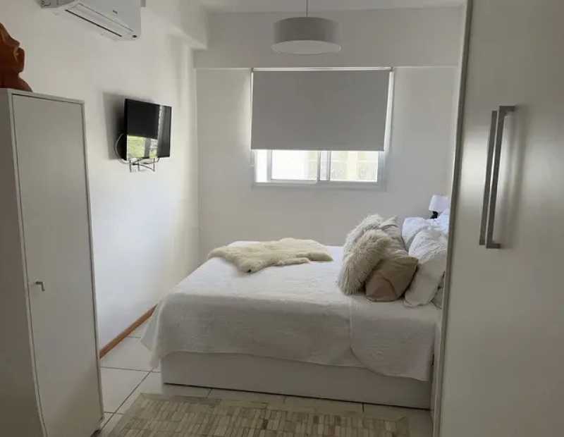 Apartamento à venda com 2 quartos, 70m² - Foto 12