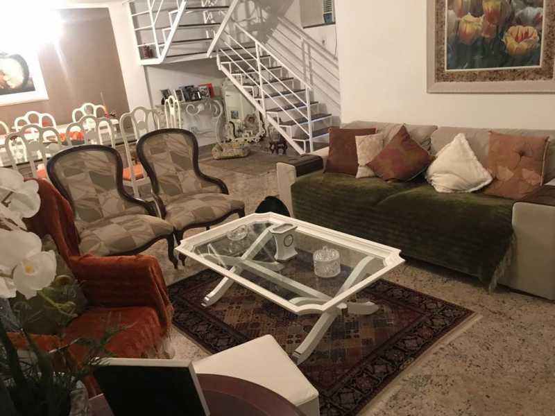 Cobertura à venda com 3 quartos, 249m² - Foto 10