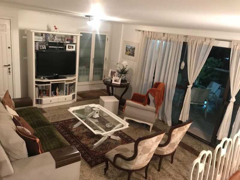 Cobertura à venda com 3 quartos, 249m² - Foto 12