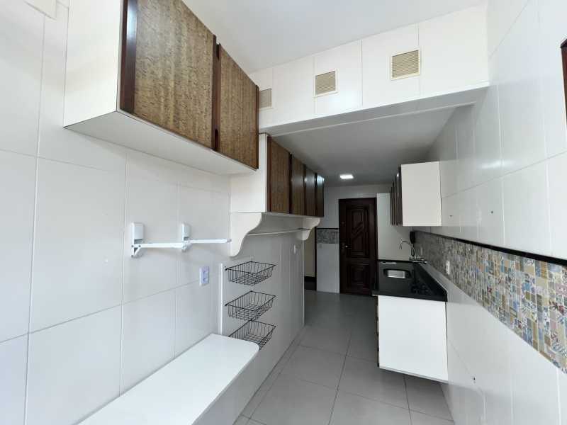 Apartamento à venda com 2 quartos, 120m² - Foto 21