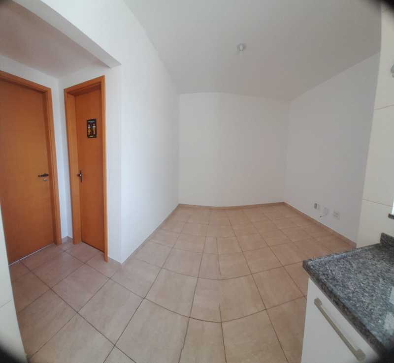 Apartamento à venda com 2 quartos, 43m² - Foto 2