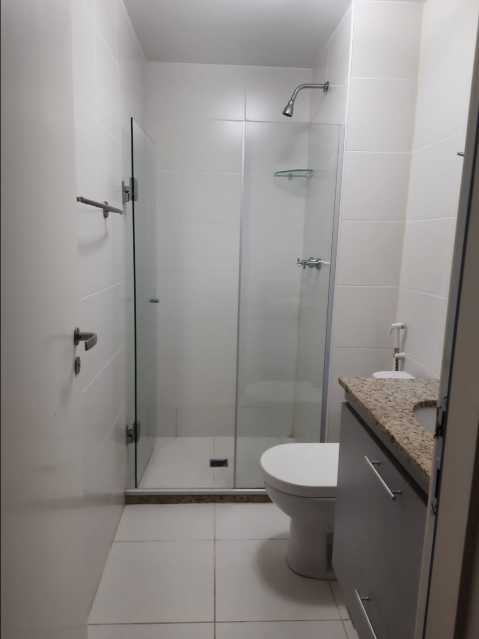 Apartamento à venda com 2 quartos, 75m² - Foto 22