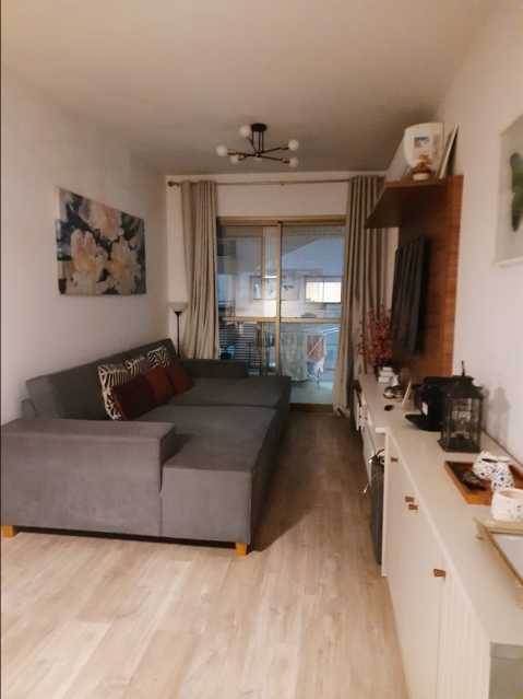 Apartamento à venda com 2 quartos, 75m² - Foto 5