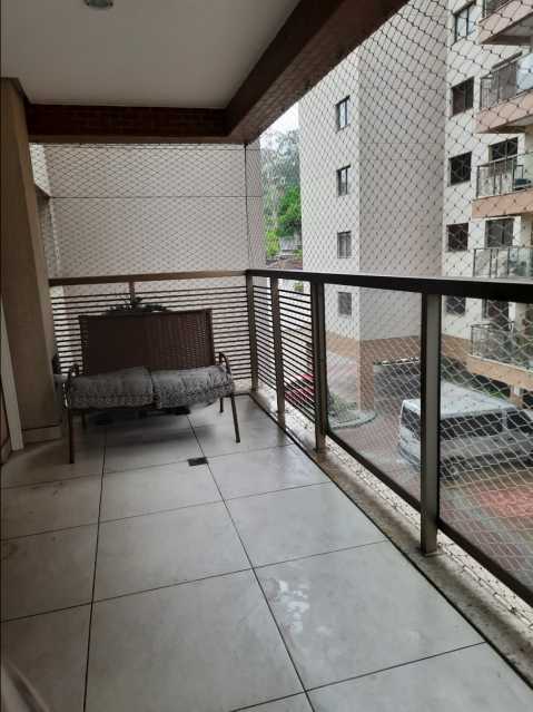 Apartamento à venda com 2 quartos, 75m² - Foto 8