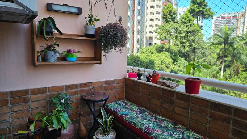 Apartamento à venda com 2 quartos, 74m² - Foto 12