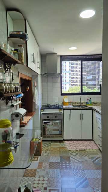 Apartamento à venda com 2 quartos, 74m² - Foto 15