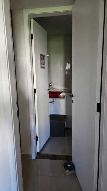 Apartamento à venda com 2 quartos, 74m² - Foto 25