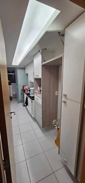 Apartamento à venda com 3 quartos, 96m² - Foto 15