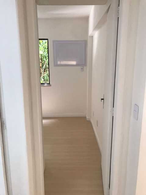 Apartamento à venda com 2 quartos, 63m² - Foto 24