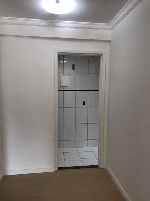 Apartamento à venda com 2 quartos, 63m² - Foto 14