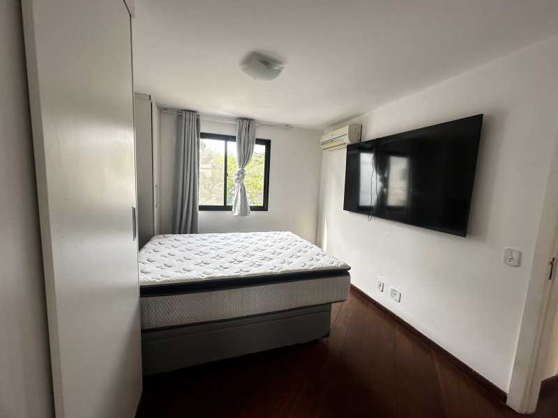 Apartamento à venda com 3 quartos, 103m² - Foto 10