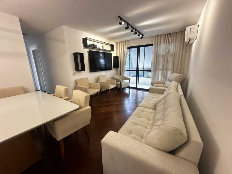 Apartamento à venda com 3 quartos, 103m² - Foto 3