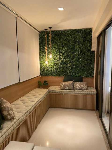 Apartamento à venda com 3 quartos, 86m² - Foto 2