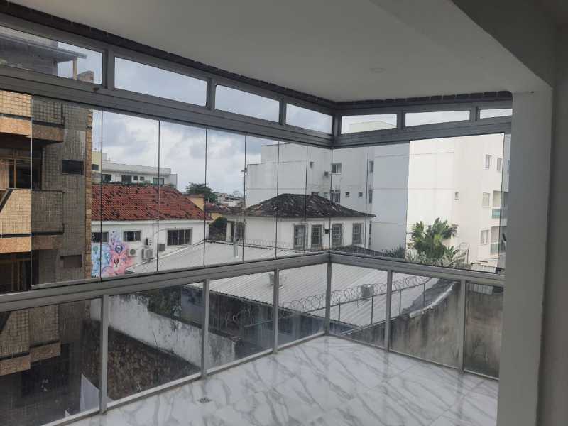 Cobertura à venda com 2 quartos, 120m² - Foto 6