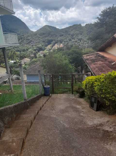 Casa de Condomínio à venda com 3 quartos, 420m² - Foto 4