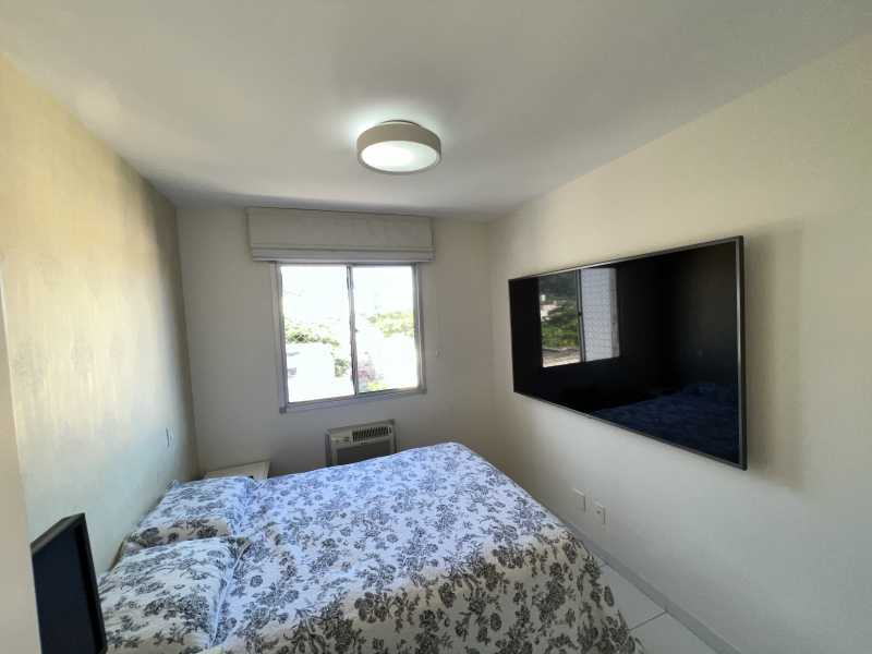 Apartamento à venda com 2 quartos, 60m² - Foto 13