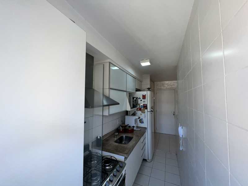 Apartamento à venda com 2 quartos, 60m² - Foto 24