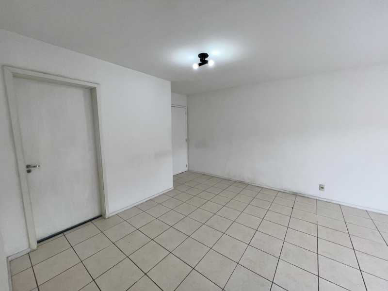 Apartamento à venda com 4 quartos, 96m² - Foto 7