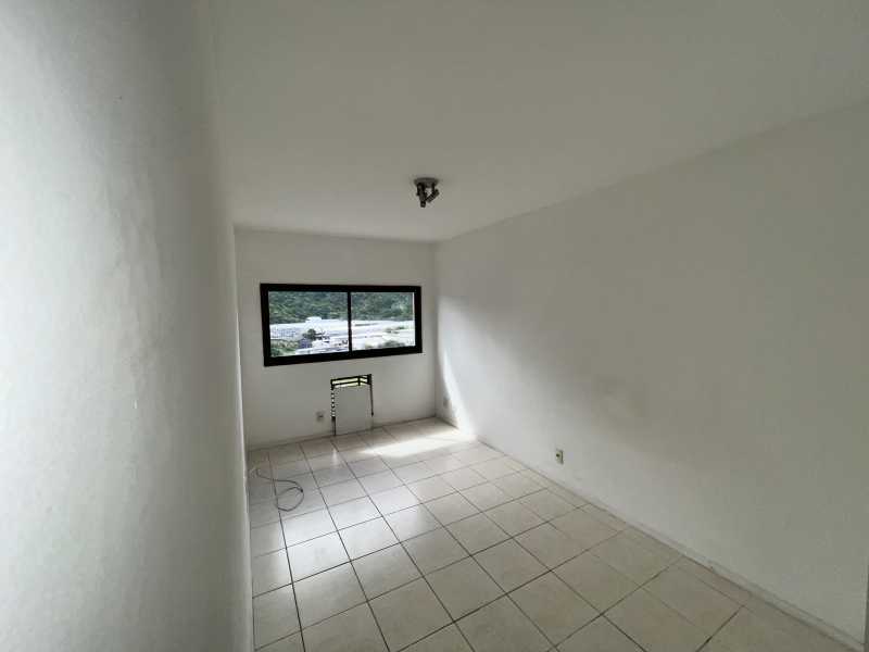 Apartamento à venda com 4 quartos, 96m² - Foto 12