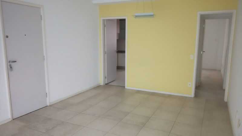 Apartamento à venda com 3 quartos, 81m² - Foto 6