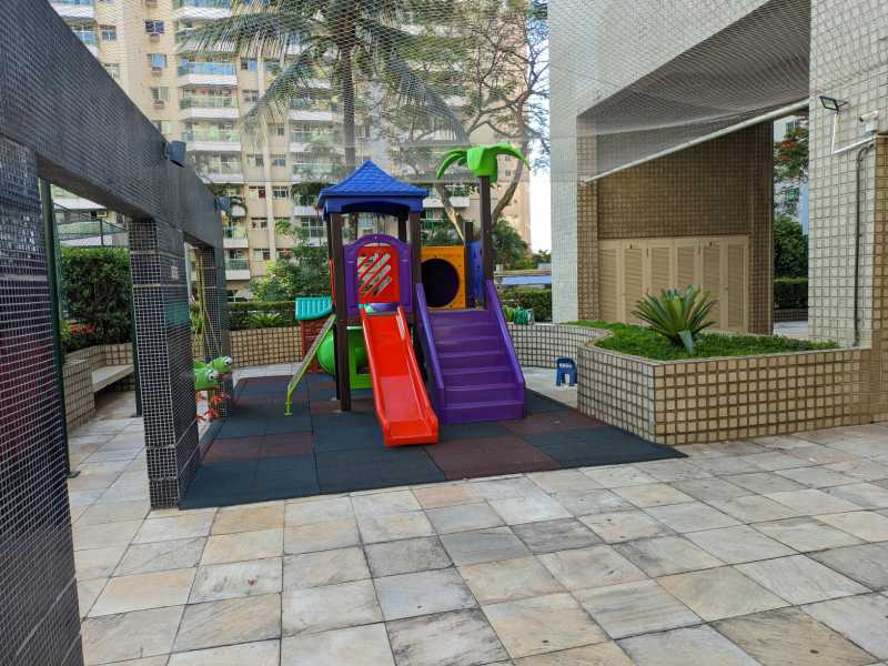 Cobertura à venda com 2 quartos, 185m² - Foto 4