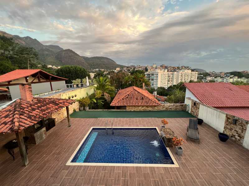 Casa de Condomínio à venda com 4 quartos, 550m² - Foto 29