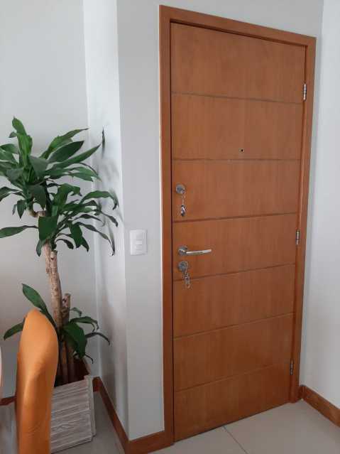 Apartamento à venda com 3 quartos, 101m² - Foto 3