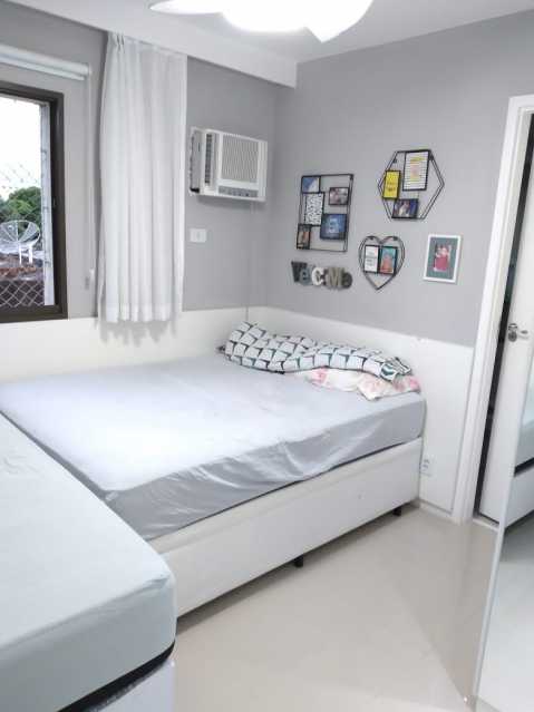 Apartamento à venda com 3 quartos, 87m² - Foto 15